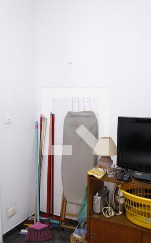 Casa à venda com 620m², 4 quartos e 4 vagasQuarto de Serviço