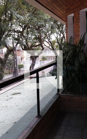 Casa à venda com 620m², 4 quartos e 4 vagasVaranda da Suíte 2