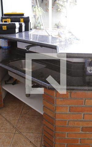 Casa à venda com 620m², 4 quartos e 4 vagasChurrasqueira
