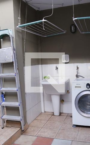Casa à venda com 620m², 4 quartos e 4 vagasÁrea de Serviço 2