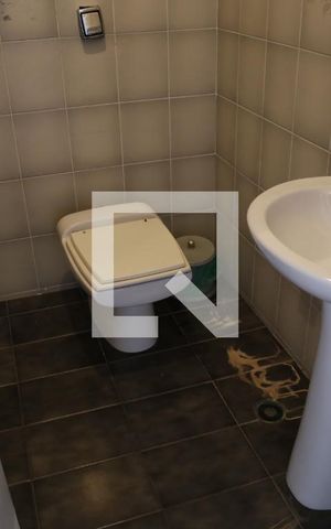 Casa à venda com 620m², 4 quartos e 4 vagasBanheiro de serviço 2