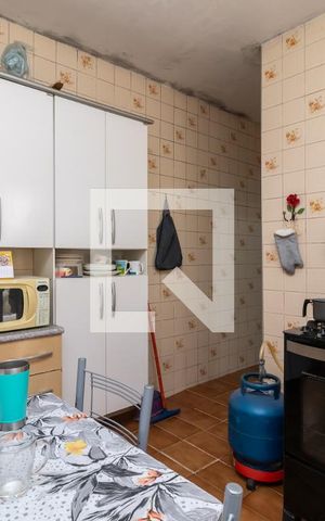 Casa à venda com 75m², 2 quartos e 2 vagasCozinha
