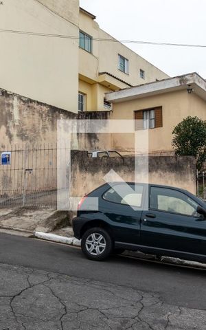 Casa à venda com 75m², 2 quartos e 2 vagasFachada