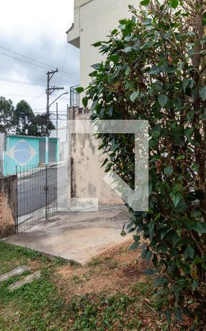 Casa à venda com 75m², 2 quartos e 2 vagasGaragem