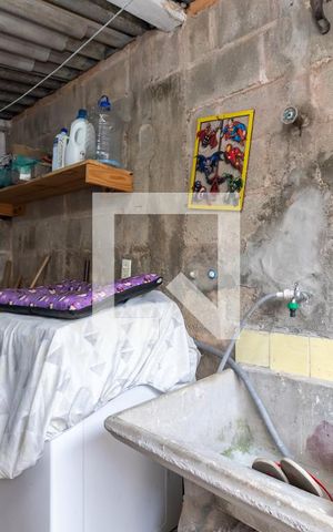 Casa à venda com 75m², 2 quartos e 2 vagasÁrea de Serviço