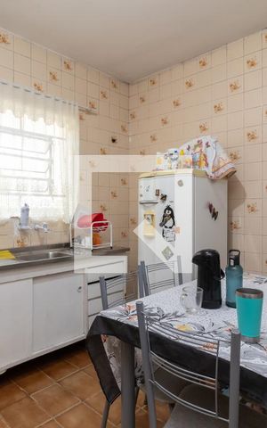 Casa à venda com 75m², 2 quartos e 2 vagasCozinha