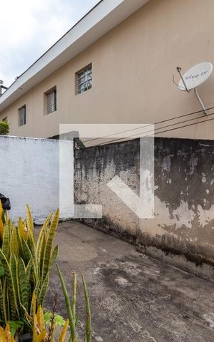 Casa à venda com 75m², 2 quartos e 2 vagasCorredor de Entrada