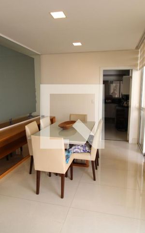 Casa à venda com 437m², 5 quartos e 8 vagasDetalhe Sala