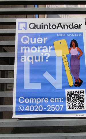 Casa à venda com 437m², 5 quartos e 8 vagasFachada