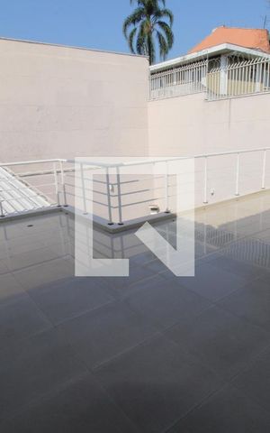 Casa à venda com 437m², 5 quartos e 8 vagasVaranda