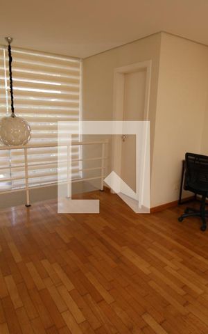 Casa à venda com 437m², 5 quartos e 8 vagasSala 2