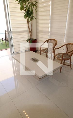Casa à venda com 437m², 5 quartos e 8 vagasDetalhe Sala