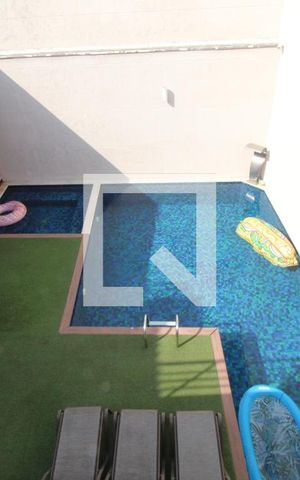 Casa à venda com 437m², 5 quartos e 8 vagasÁrea comum - Piscina