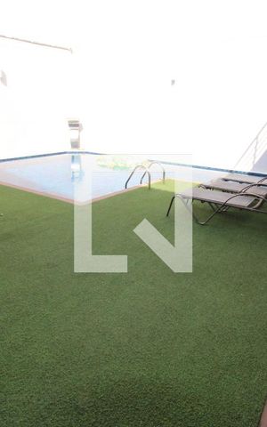 Casa à venda com 437m², 5 quartos e 8 vagasÁrea comum - Piscina