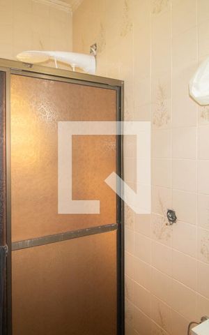 Casa à venda com 160m², 3 quartos e 2 vagas Casa à venda com 160m², 3 quartos e 2 vagasBanheiro