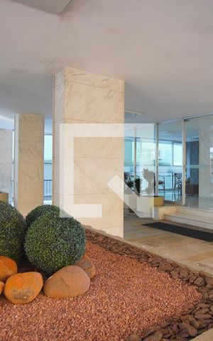 Apartamento para alugar com 159m², 5 quartos e sem vagaÁrea comum
