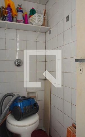 Apartamento para alugar com 159m², 5 quartos e sem vagaBanheiro de serviço