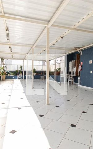 Apartamento para alugar com 80m², 2 quartos e 1 vaga Apartamento para alugar com 80m², 2 quartos e 1 vagaÁrea comum - Salão de festas / Churrasqueira