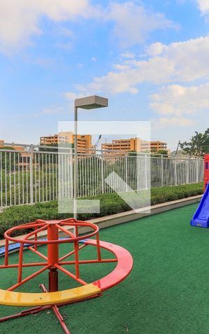 Apartamento à venda com 69m², 2 quartos e 2 vagas Apartamento à venda com 69m², 2 quartos e 2 vagasÁrea comum - Playground