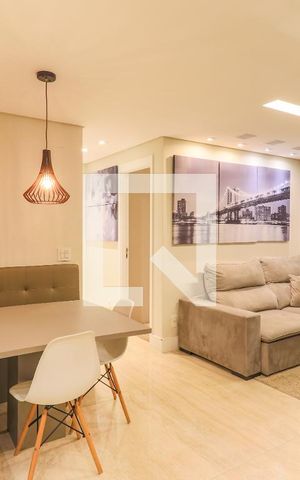 Apartamento à venda com 69m², 2 quartos e 2 vagas Apartamento à venda com 69m², 2 quartos e 2 vagasSala de Jantar