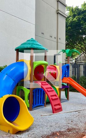 Apartamento para alugar com 55m², 2 quartos e 1 vaga Apartamento para alugar com 55m², 2 quartos e 1 vagaÁrea comum - Playground