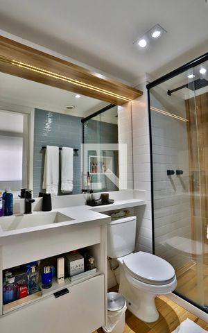 Apartamento para alugar com 55m², 2 quartos e 1 vaga Apartamento para alugar com 55m², 2 quartos e 1 vagaBanheiro do Quarto 1
