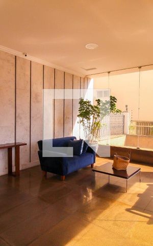 Apartamento à venda com 200m², 4 quartos e 1 vaga Apartamento à venda com 200m², 4 quartos e 1 vagaHall