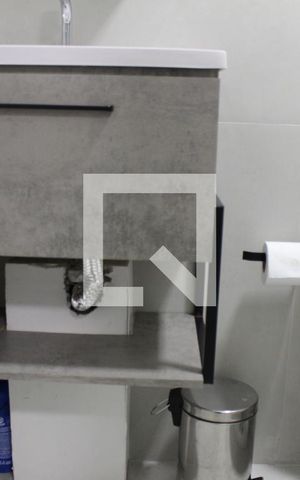 Apartamento à venda com 29m², 1 quarto e sem vagaBanheiro