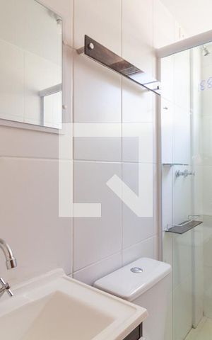 Apartamento à venda com 45m², 2 quartos e 1 vaga Apartamento à venda com 45m², 2 quartos e 1 vagaBanheiro