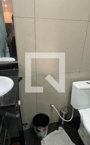 Casa para alugar com 80m², 2 quartos e 1 vaga Casa para alugar com 80m², 2 quartos e 1 vagaBanheiro