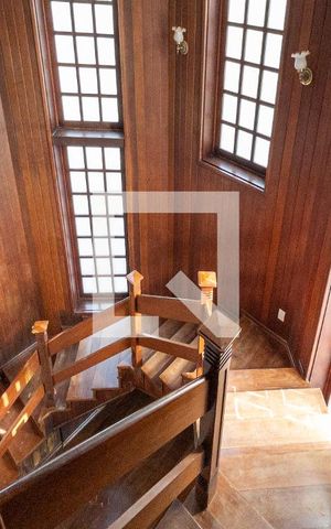 Casa de condomínio para alugar com 600m², 4 quartos e 2 vagas Casa de condomínio para alugar com 600m², 4 quartos e 2 vagasVista da Sala de Tv