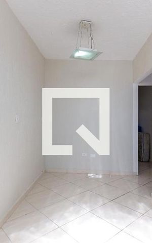 Casa à venda com 600m², 3 quartos e 4 vagas Casa à venda com 600m², 3 quartos e 4 vagasSala 2