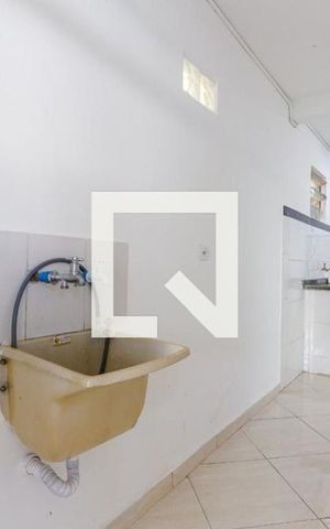 Casa à venda com 600m², 3 quartos e 4 vagas Casa à venda com 600m², 3 quartos e 4 vagasÁrea de Serviço 2