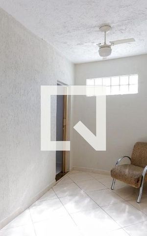 Casa à venda com 600m², 3 quartos e 4 vagas Casa à venda com 600m², 3 quartos e 4 vagasSala 2