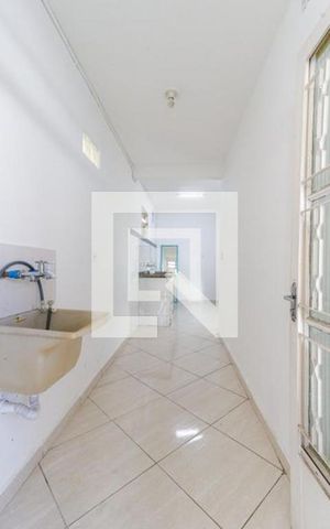 Casa à venda com 600m², 3 quartos e 4 vagas Casa à venda com 600m², 3 quartos e 4 vagasÁrea de Serviço 2