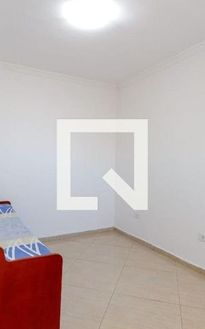 Casa à venda com 600m², 3 quartos e 4 vagas Casa à venda com 600m², 3 quartos e 4 vagasQuarto 2