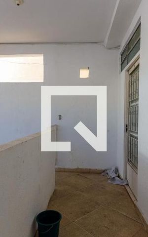 Casa à venda com 600m², 3 quartos e 4 vagas Casa à venda com 600m², 3 quartos e 4 vagasEntrada