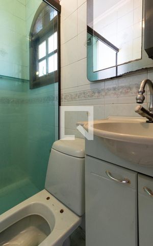 Casa à venda com 435m², 3 quartos e 9 vagasBanheiro