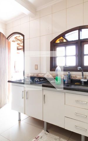 Casa à venda com 435m², 3 quartos e 9 vagasCozinha