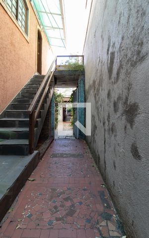 Casa à venda com 435m², 3 quartos e 9 vagasQuintal
