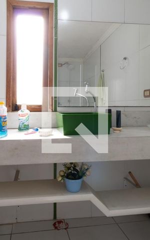 Casa à venda com 435m², 3 quartos e 9 vagasBanheiro Suite 1