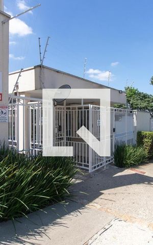Apartamento à venda com 77m², 3 quartos e 1 vaga Apartamento à venda com 77m², 3 quartos e 1 vagaFachada