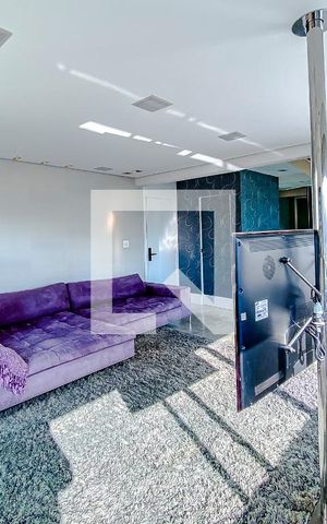 Apartamento à venda com 132m², 2 quartos e 2 vagasSala de TV