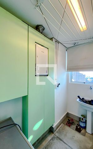 Apartamento à venda com 132m², 2 quartos e 2 vagasÁrea de Serviço