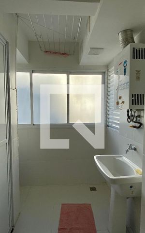 Apartamento à venda com 97m², 3 quartos e 2 vagas Apartamento à venda com 97m², 3 quartos e 2 vagasÁrea de Serviço