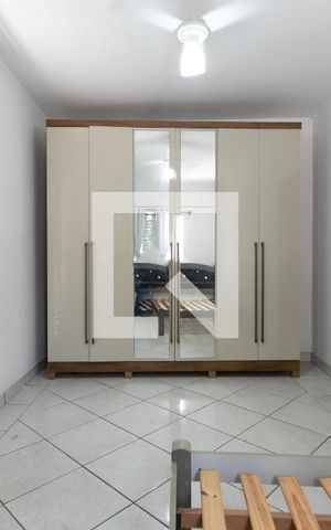 Casa para alugar com 490m², 4 quartos e 3 vagas Casa para alugar com 490m², 4 quartos e 3 vagasQuarto 1