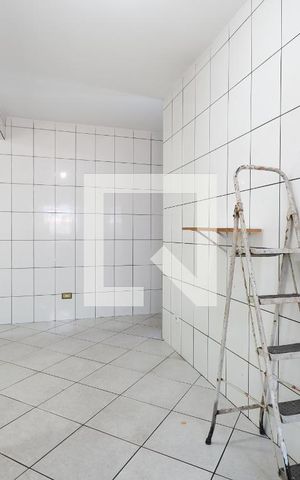 Casa para alugar com 490m², 4 quartos e 3 vagas Casa para alugar com 490m², 4 quartos e 3 vagasCozinha