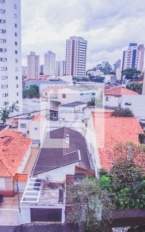 Apartamento à venda com 234m², 4 quartos e 4 vagas Apartamento à venda com 234m², 4 quartos e 4 vagasVista