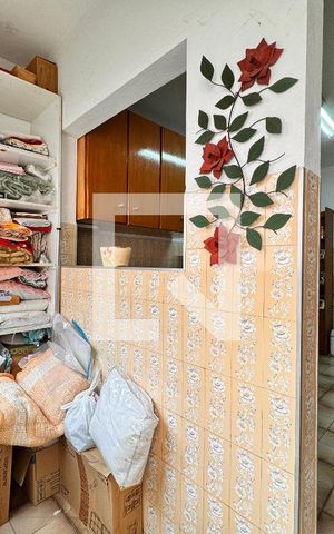 Casa à venda com 247m², 3 quartos e 4 vagas Casa à venda com 247m², 3 quartos e 4 vagasDespensa