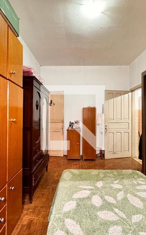Casa à venda com 247m², 3 quartos e 4 vagas Casa à venda com 247m², 3 quartos e 4 vagasQuarto 3
